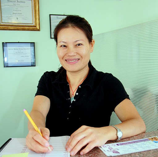 Lisa, Bio Foot Wellness Center manager